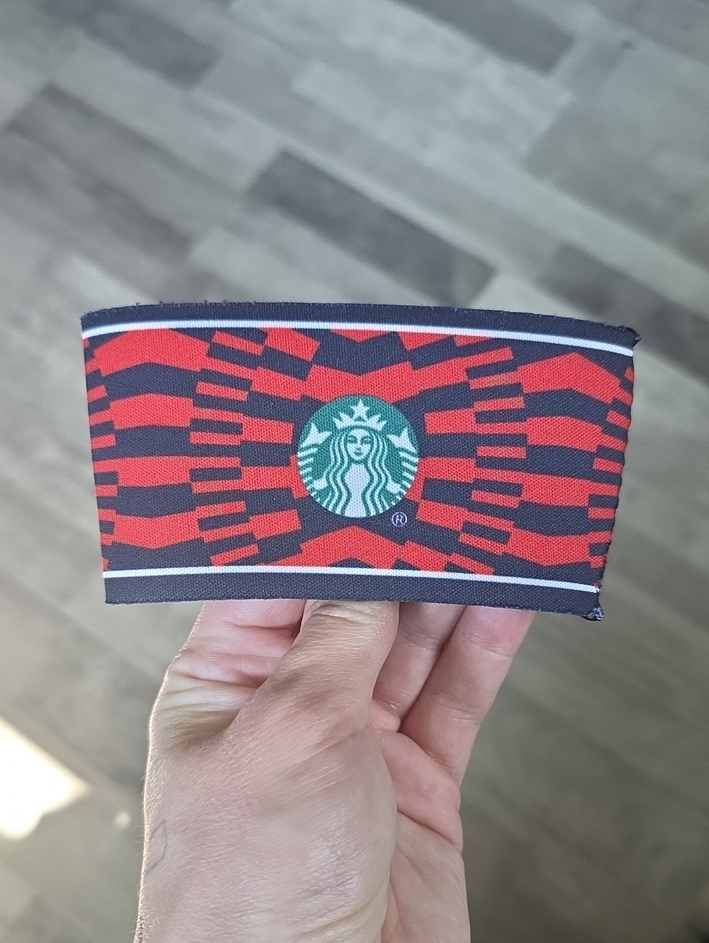Starbucks • Limited Edition Red, Black & Green Patterned Reusable USA Cup Sleeve